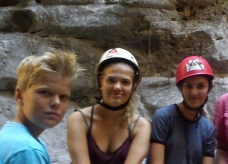 con los cascos